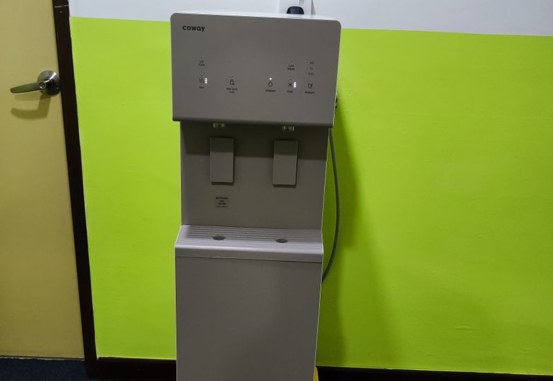 Oakland Commercial Centre