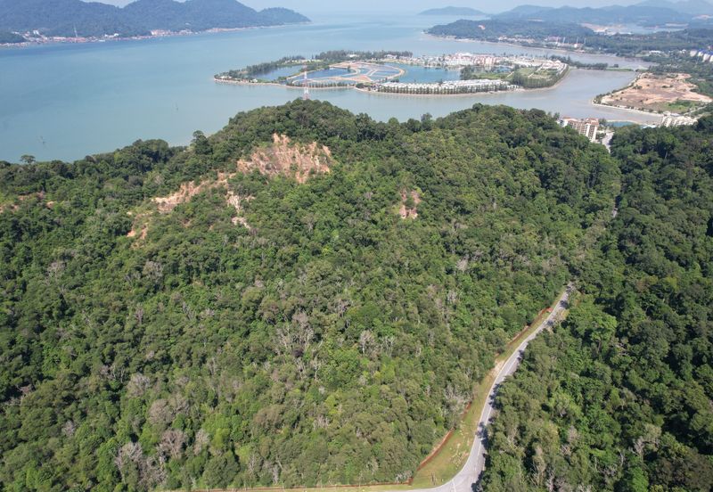 Teluk Batik, Sitiwan | Residential Land | 104.77 acre Land for sale | Suitable as Resort Development