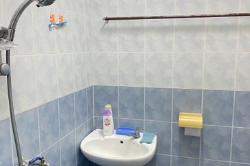 Permai Lake View Apartments