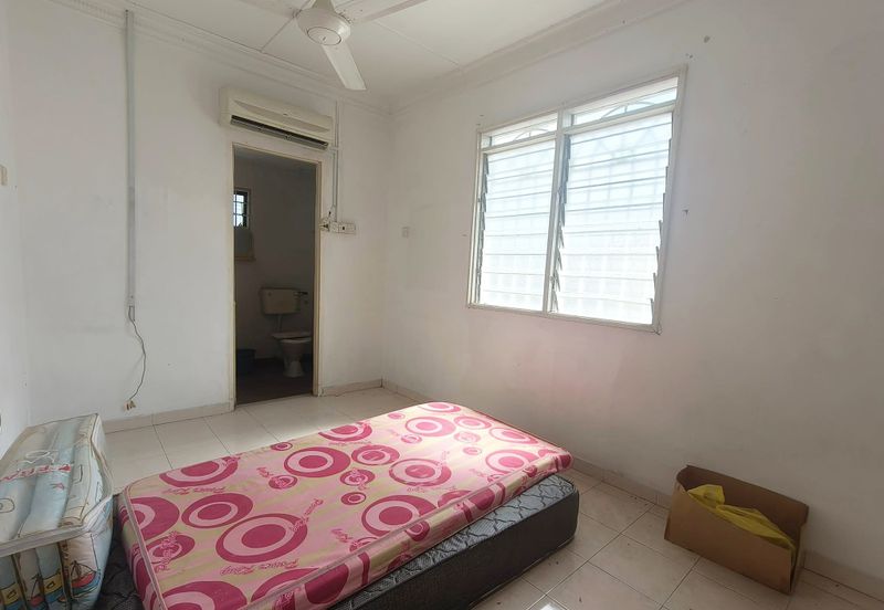 TAMAN MEWAH, BERCHAM