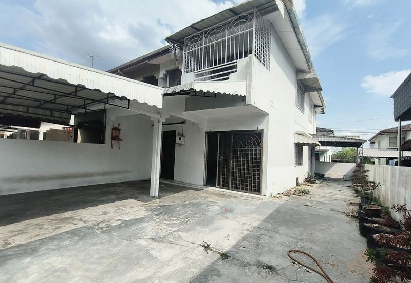 TAMAN MEWAH, BERCHAM