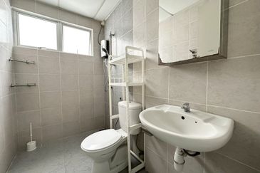 Pangsapuri Seri Tecoma