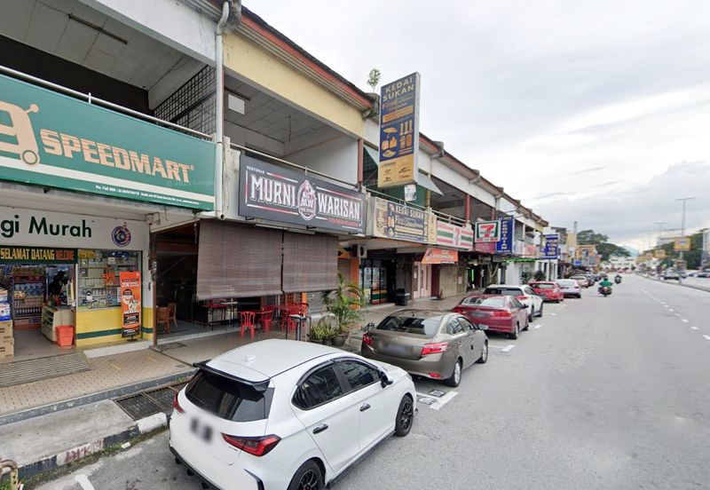 Freeehold Shop for sale along Fair Park Mainroad