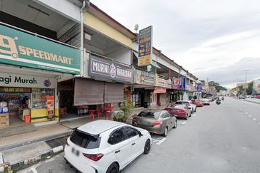 Freeehold Shop for sale along Fair Park Mainroad