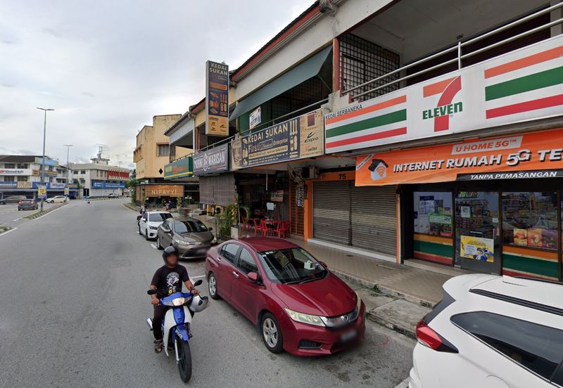 Freeehold Shop for sale along Fair Park Mainroad