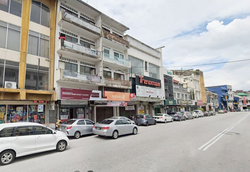 4-Storey Shop for sale along Jalan Yang Kalsom, Ipoh
