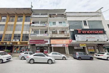 4-Storey Shop for sale along Jalan Yang Kalsom, Ipoh