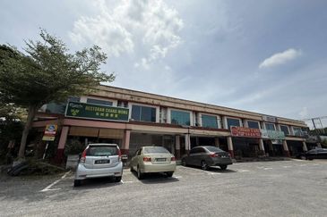 Taman Soon Choon Shoplot for Sale | Tenanted | Investment Opportunity