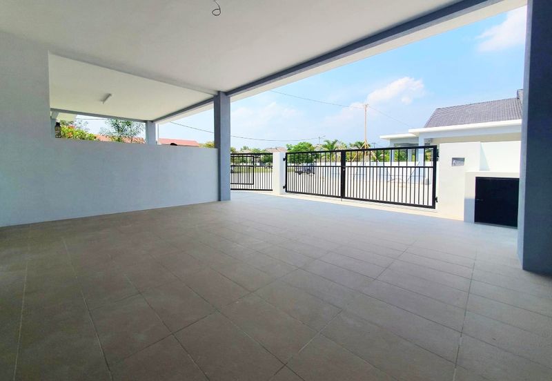 Double Storey Corner House for sale at Klebang | Freehold | New & Unoccupied