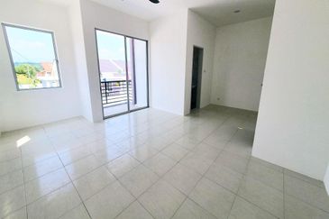 Double Storey Corner House for sale at Klebang | Freehold | New & Unoccupied