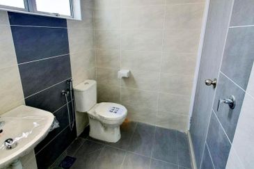 Double Storey Corner House for sale at Klebang | Freehold | New & Unoccupied