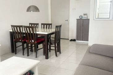 Pangsapuri Seri Tecoma