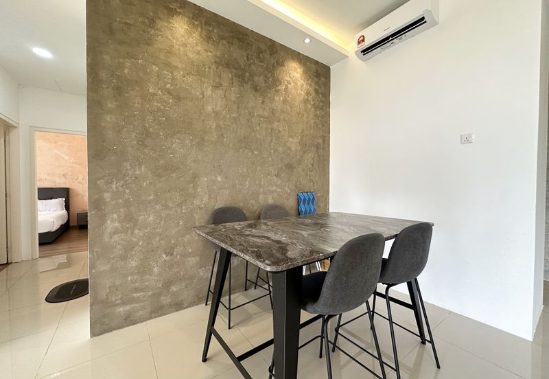 THE COVE HILLSIDE RESIDENCE