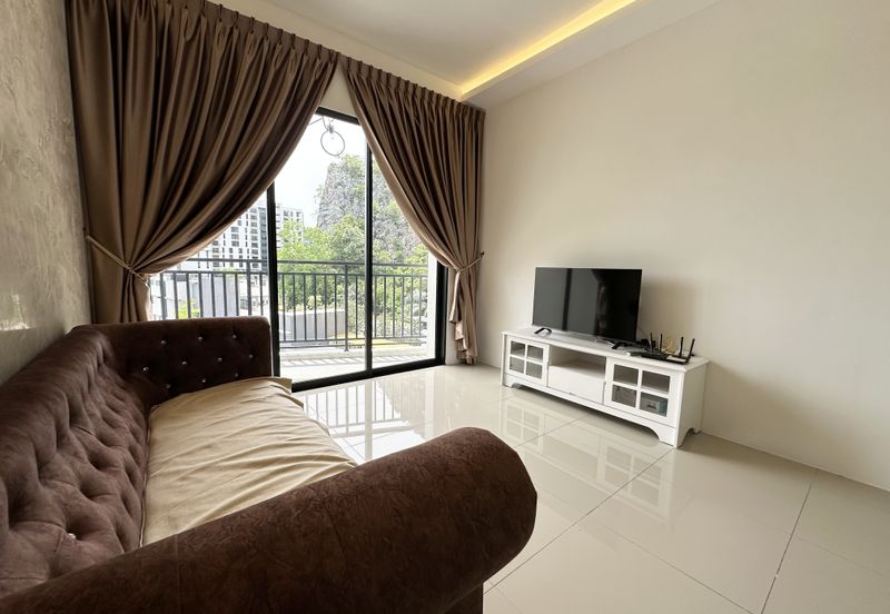 THE COVE HILLSIDE RESIDENCE