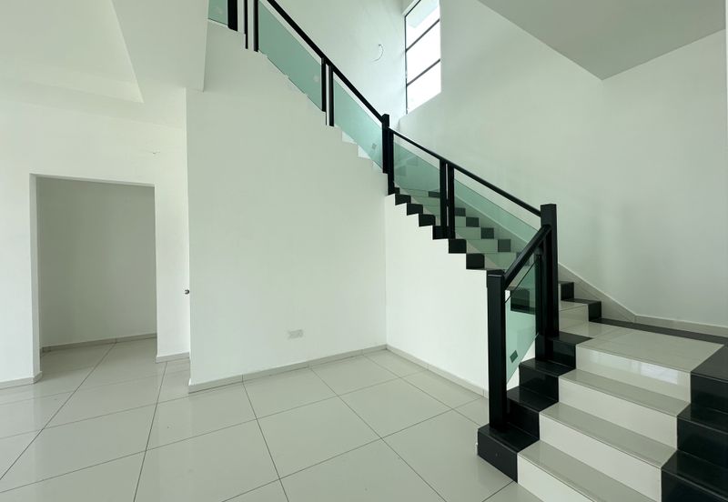 Freehold | 24-hour Gated & Guarded | Double Storey Bungalow Cluster Corner House | New & Unoccupied