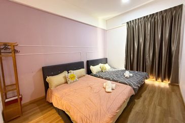 THE COVE HILLSIDE RESIDENCE