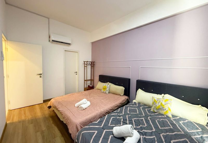 THE COVE HILLSIDE RESIDENCE