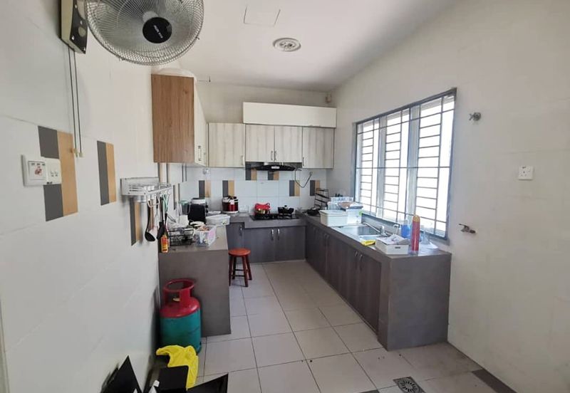 Freehold Double Storey Bungalow house for Sale at Bandar Seri Botani 