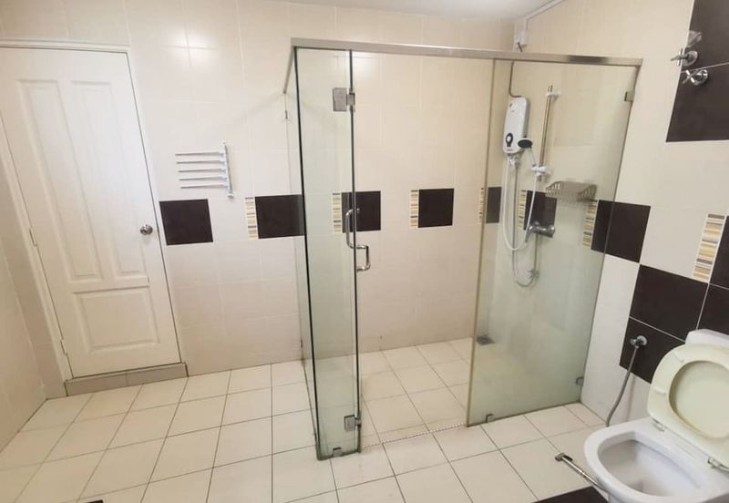 Freehold Double Storey Bungalow house for Sale at Bandar Seri Botani 