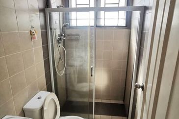 Freehold Double Storey Bungalow house for Sale at Bandar Seri Botani 