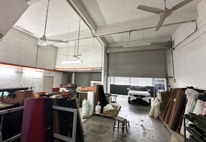 1.5 Storey Factory/Warehouse for sale at Menglembu | Below Market Value