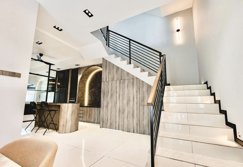 Tigerlane Ipoh 2.5 Storey Semi Detached House for sale. Fully Furnish