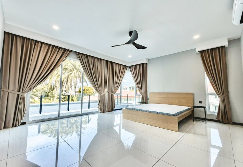 Tigerlane Ipoh 2.5 Storey Semi Detached House for sale. Fully Furnish