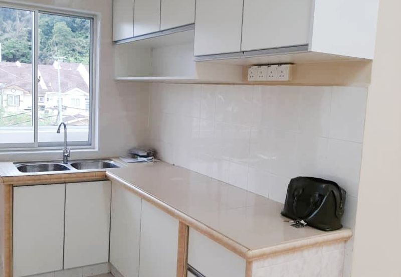 Royal Lily Apartment