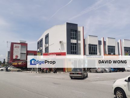 Pusat Perdagangan Kampar. 3-Storey Shoplot for sale. Tenanted, Perak, Kampar