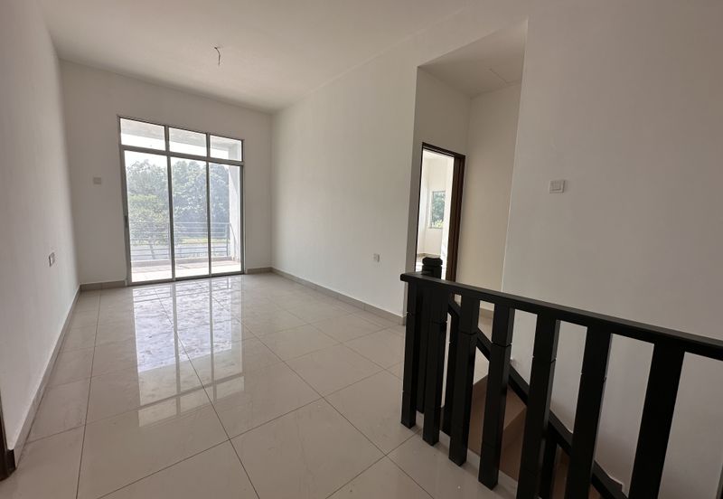 Arena Tasek Putra (Tasek Nova)