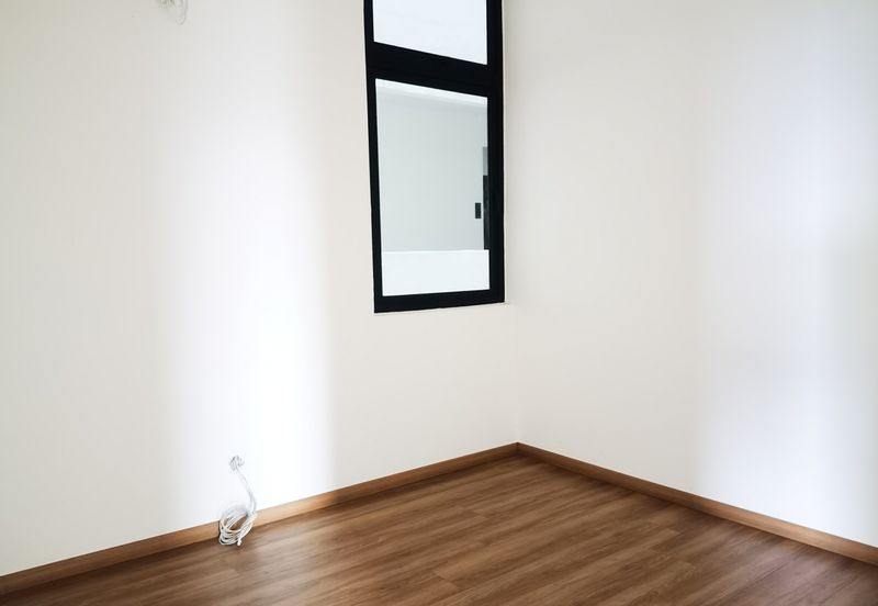 THE COVE HILLSIDE RESIDENCE