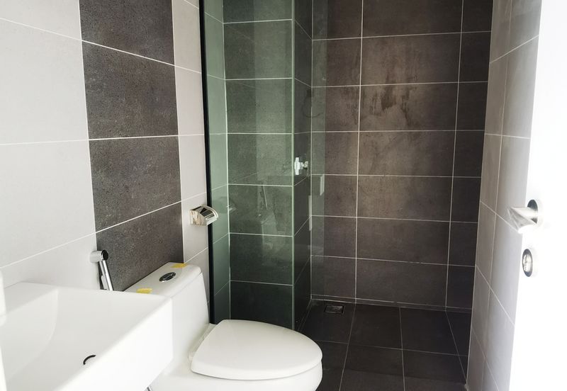 THE COVE HILLSIDE RESIDENCE