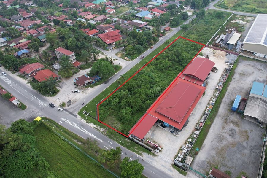 39,600 Sqf Corner Industrial Land for sale. 10-minutes from Toll Plaza, Perak, Kamunting