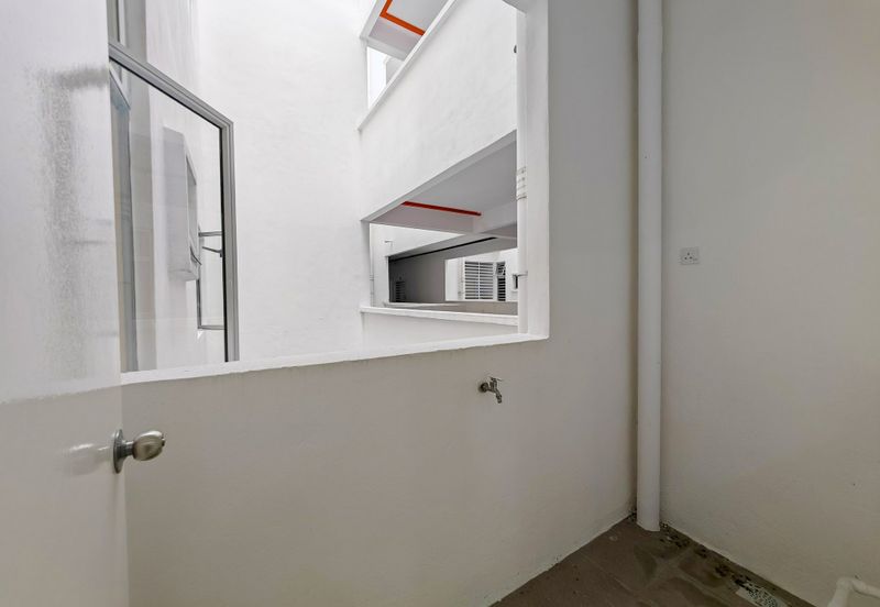 CASA RESIDENCES, CHEMOR