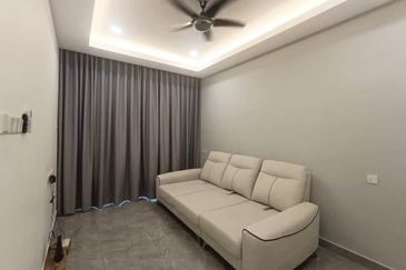 THE COVE HILLSIDE RESIDENCE