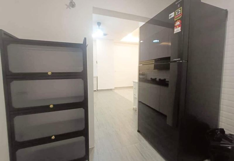 THE COVE HILLSIDE RESIDENCE