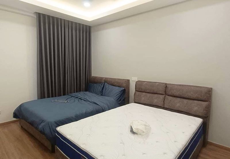 THE COVE HILLSIDE RESIDENCE