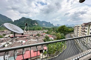 LE COURTS DESA TAMBUN