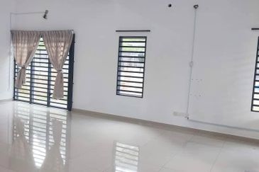 Scientex Meru | Double Storey Corner House | Freehold | Gated & Guarded