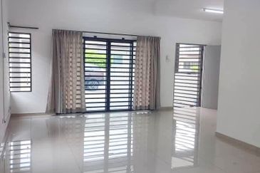 Scientex Meru | Double Storey Corner House | Freehold | Gated & Guarded