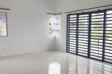 Scientex Meru | Double Storey Corner House | Freehold | Gated & Guarded