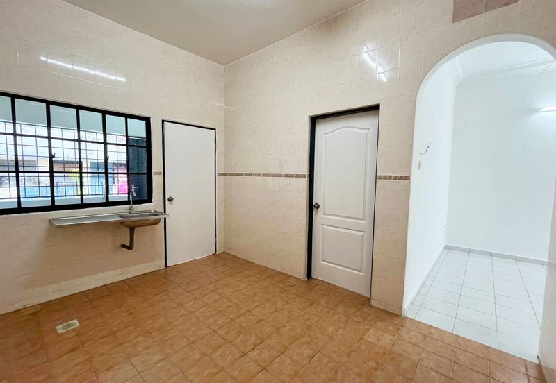 TAMAN PERPADUAN JAYA