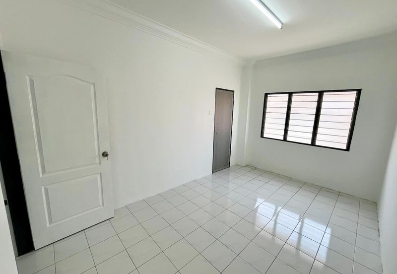 TAMAN PERPADUAN JAYA