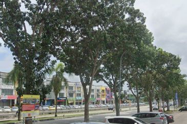 Sri Orkid 3 Storey Shoplot For Sale