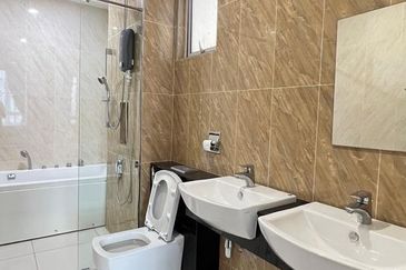 Paragon Suites @ CIQ