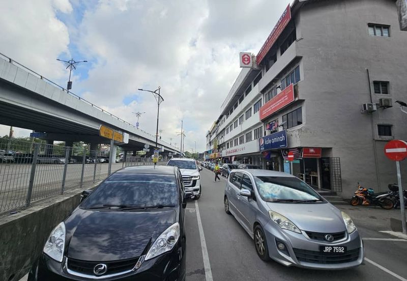 Ulu Tiram - 4 Storey Shop For Rent