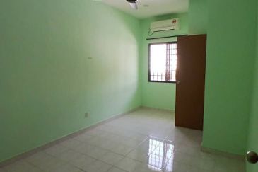 Austin Residence @Taman Mount Austin