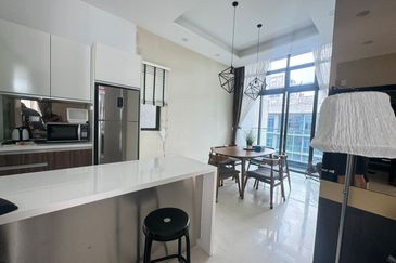 D'Summit Residences @ Kempas Utama