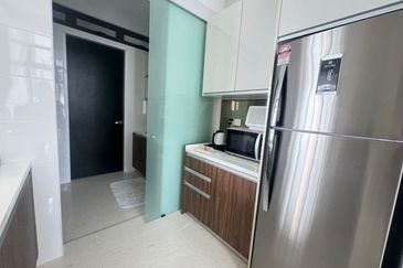 D'Summit Residences @ Kempas Utama