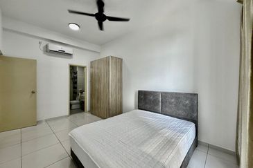 D'Summit Residences @ Kempas Utama